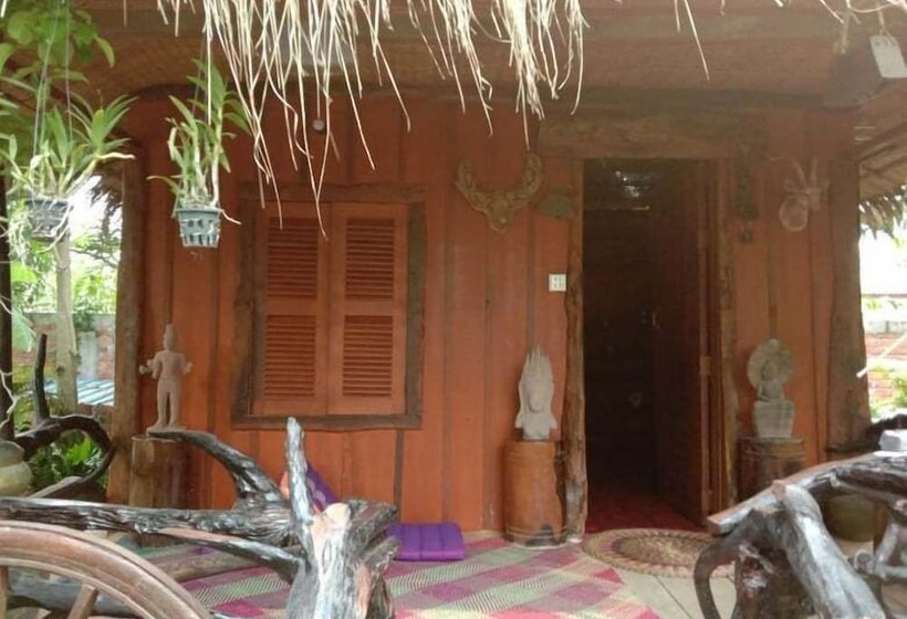 酒店 Kakrona Pouk Homestay