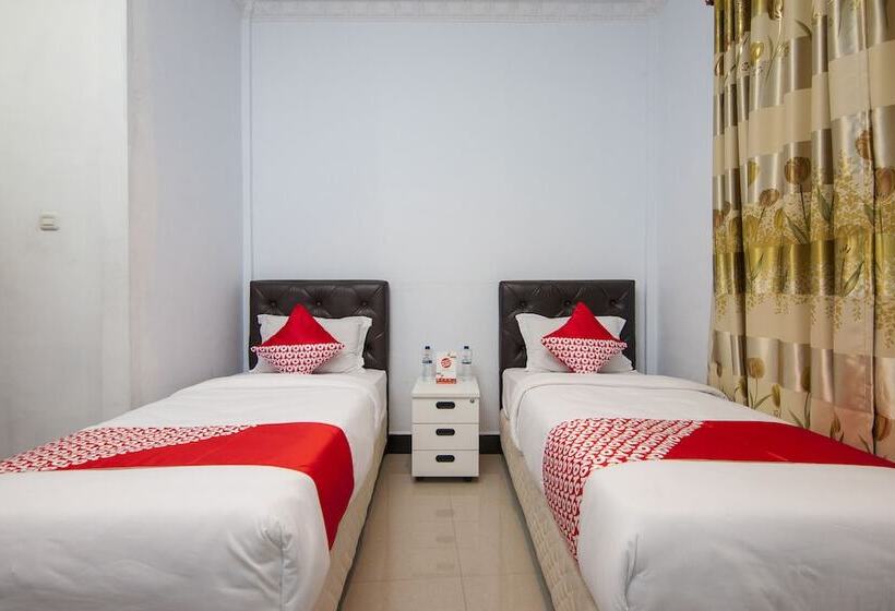 Отель Kartini By Oyo Rooms