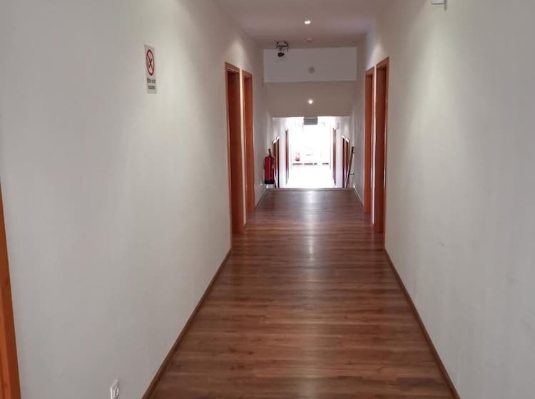 בית מלון כפרי Khail