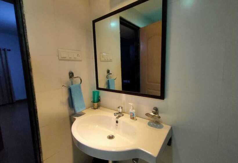 בית מלון כפרי Krishna Beach Resort And Spa