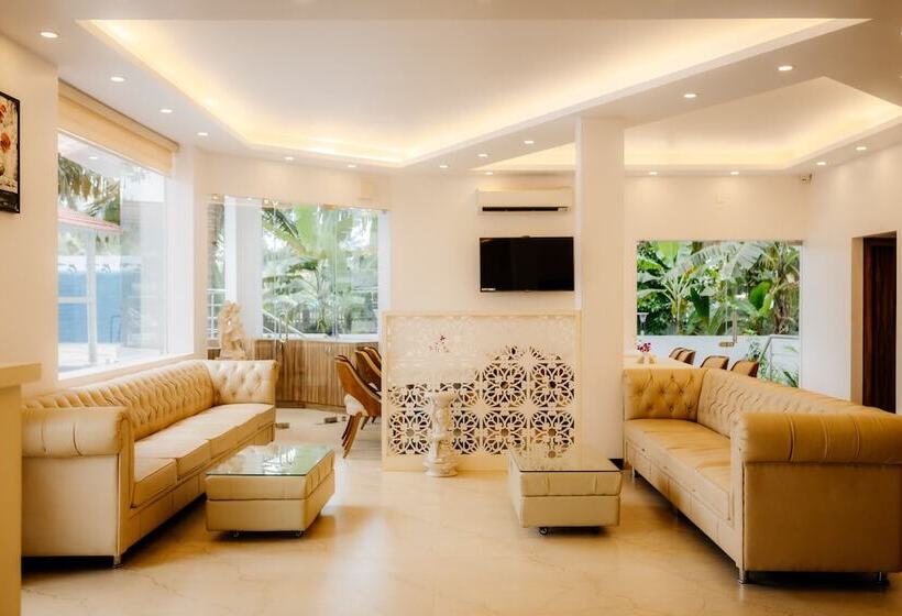 בית מלון כפרי Krishna Beach Resort And Spa