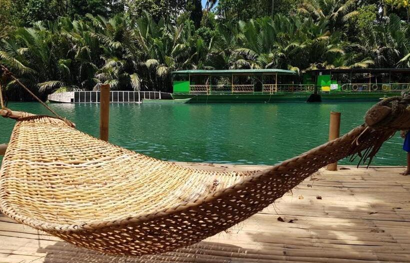 هتل Loboc Cool River Resort