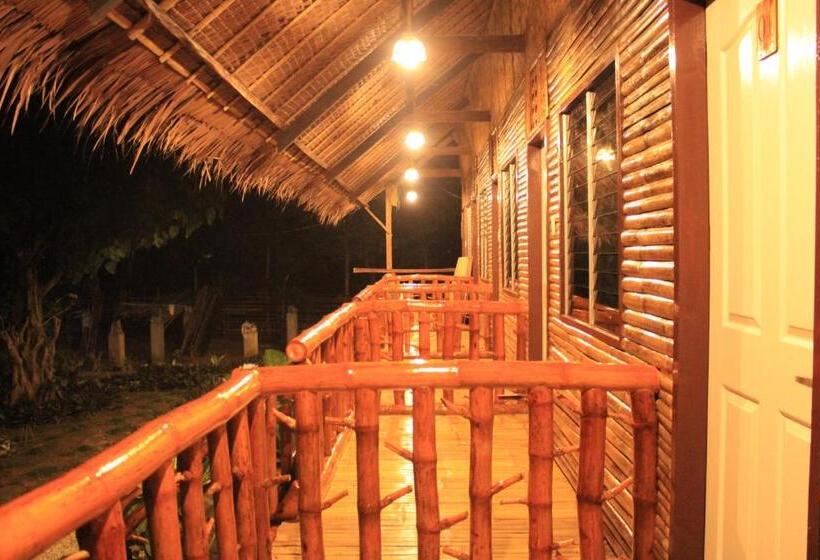 هتل Loboc Cool River Resort