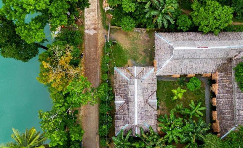 هتل Loboc Cool River Resort