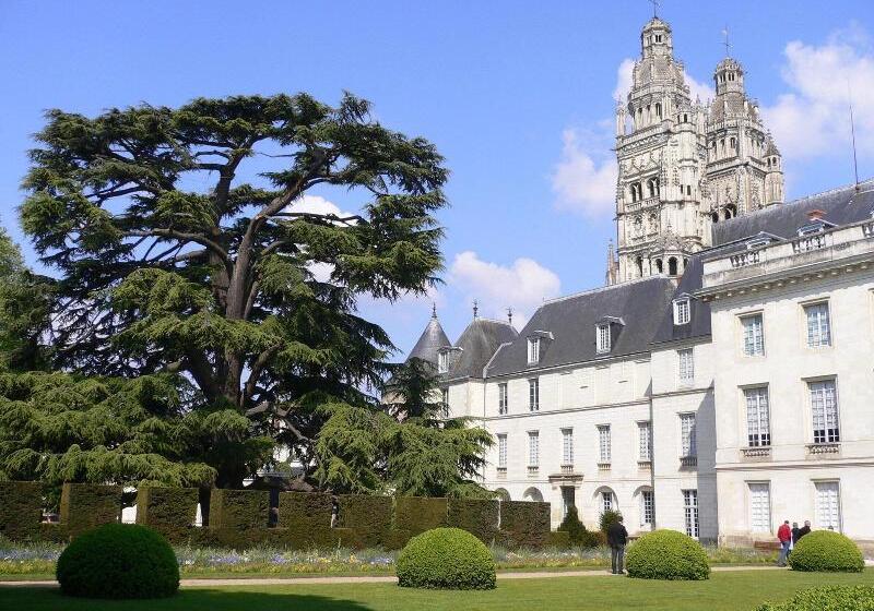 ホテル Loire Valley Lodges