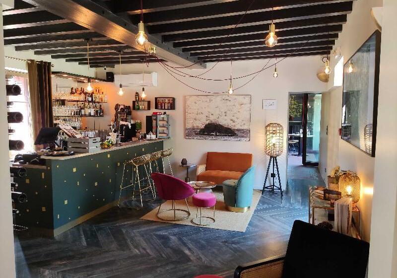 ホテル Loire Valley Lodges