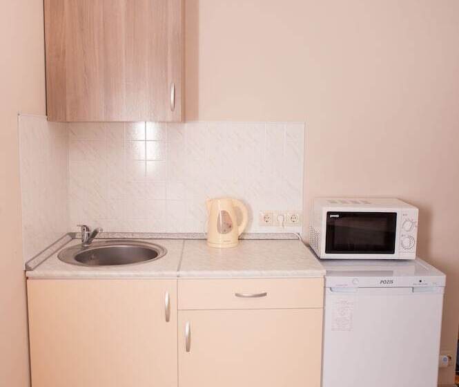 هتل Maloyaroslavets