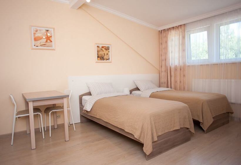 هتل Maloyaroslavets