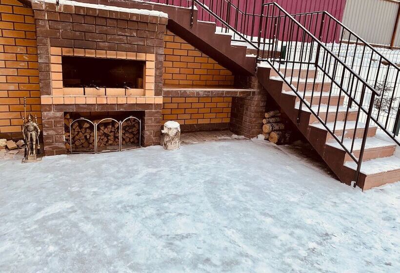 هتل Maloyaroslavets