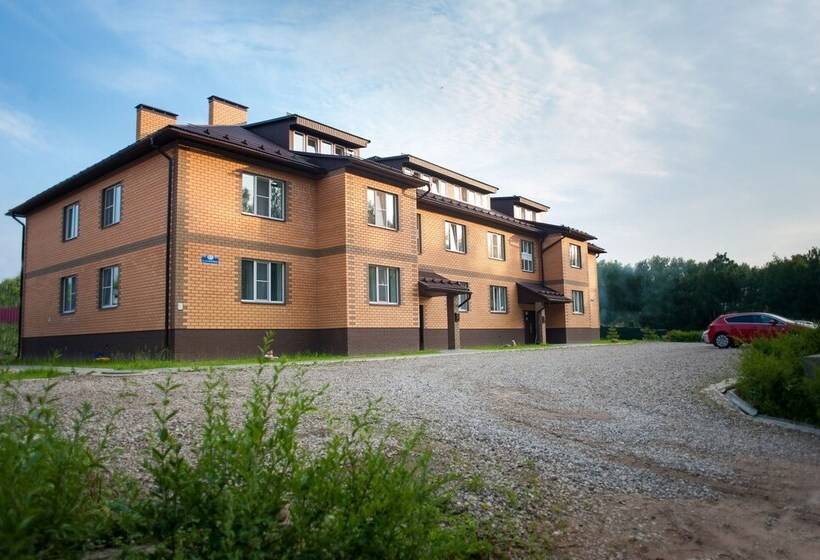 هتل Maloyaroslavets