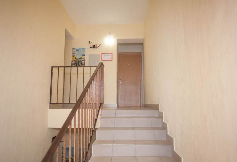 هتل Maloyaroslavets