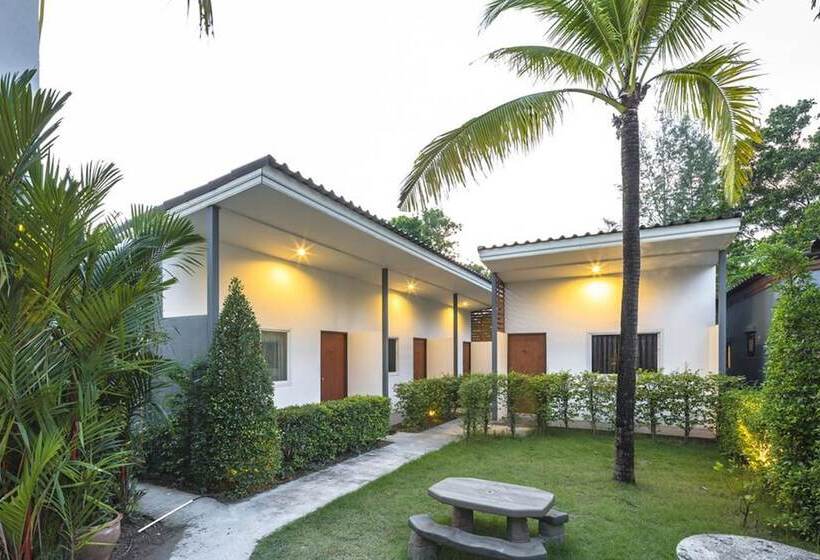 فندق Modern Resort At Naiyang