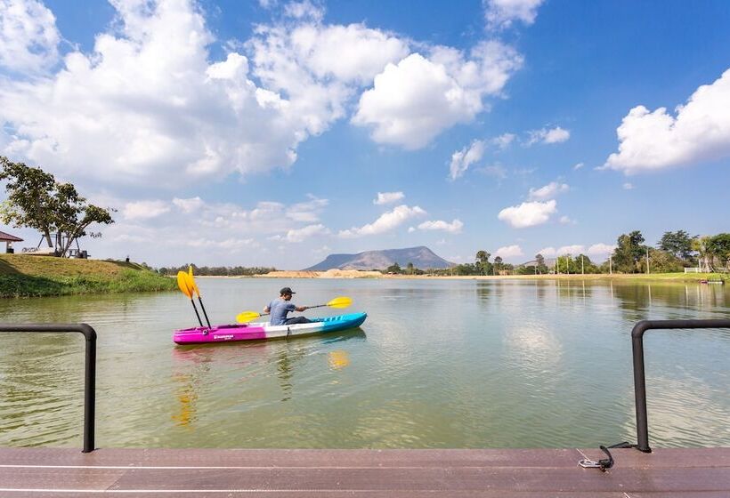 Отель Montoro Resort