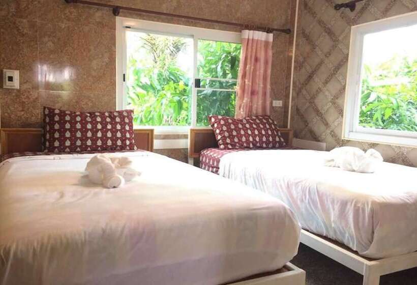 Hotel Palmchwa Resort