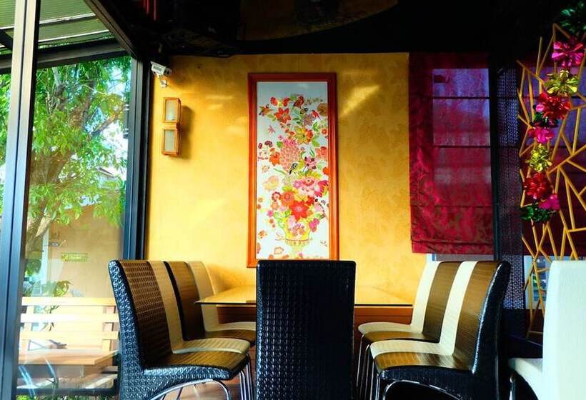 酒店 Palmchwa Resort