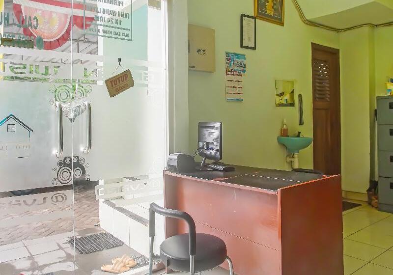 בית מלון כפרי Pemondokan Alvaro 2 By Oyo Rooms