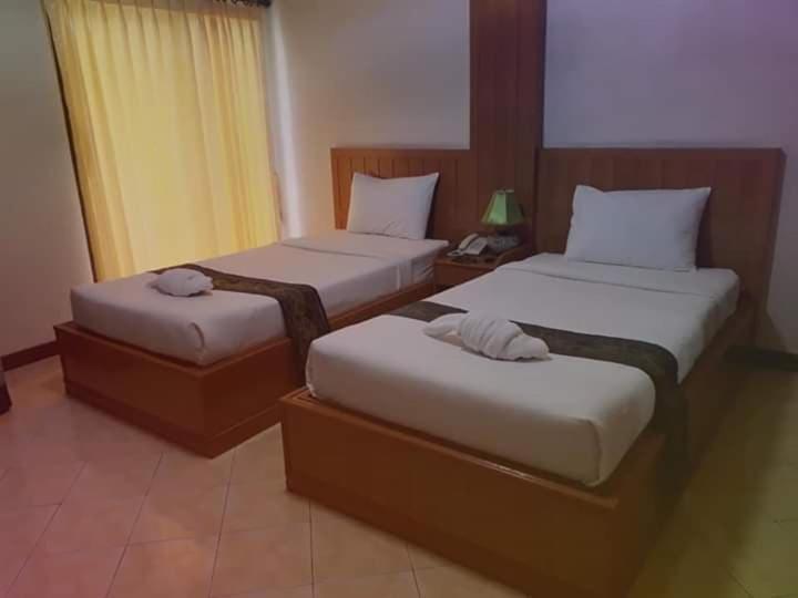 Hotel โรงแรมพิมายบุรี Phimaiburi Apartment