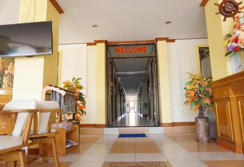 Hotel โรงแรมพิมายบุรี Phimaiburi Apartment