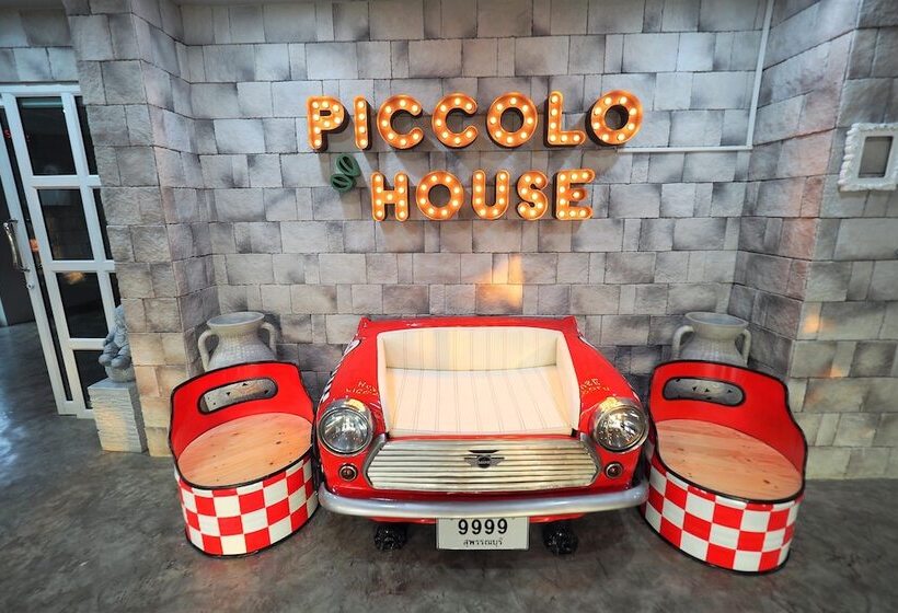 Отель Piccolo House
