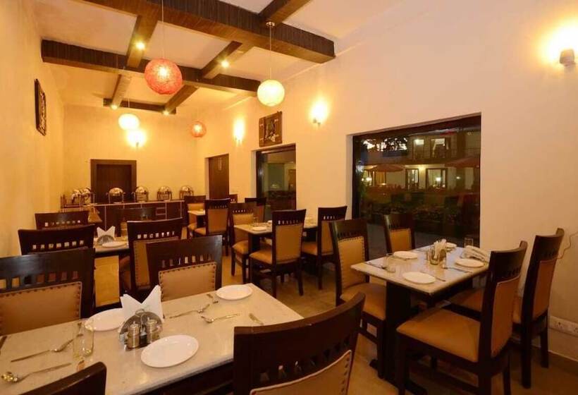 ホテル Raj Bilas Palace