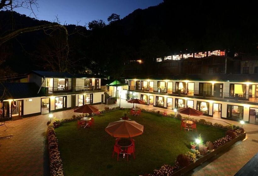 ホテル Raj Bilas Palace