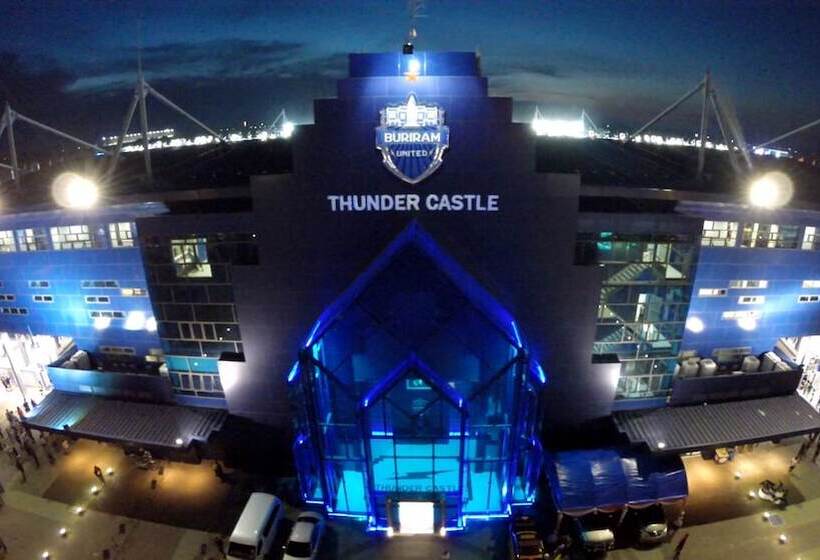 בית מלון כפרי Raveekan Resort