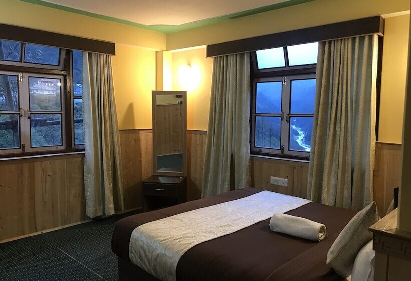 فندق Rufina Lachen Deezong