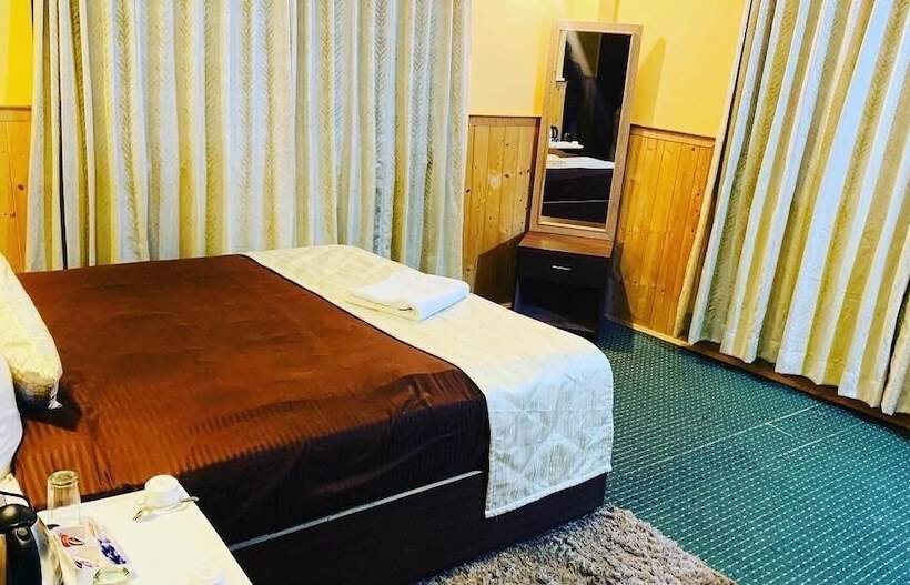 فندق Rufina Lachen Deezong