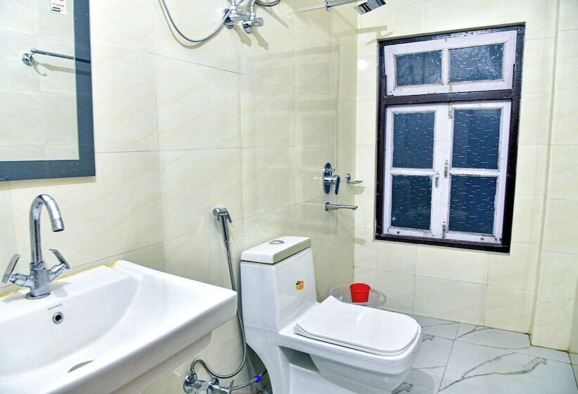 فندق Rufina Lachen Deezong