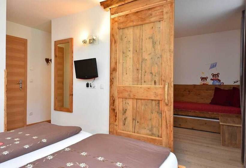 בית מלון כפרי Agritur Weiss