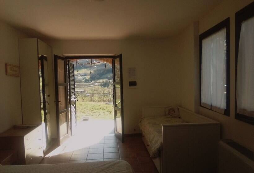 田舎風ホテル Bioagriturismo Olistico Valtidone Verde