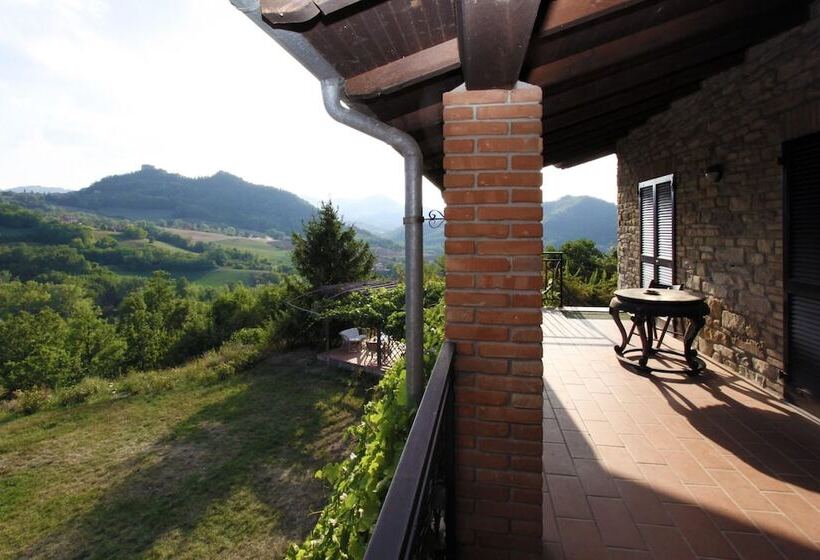 田舎風ホテル Bioagriturismo Olistico Valtidone Verde