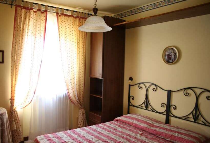 בית מלון כפרי Colleparadiso