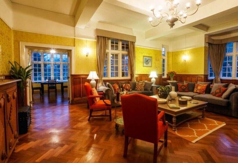 فندق Taylors Hill Boutique