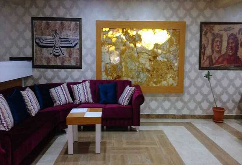 فندق Tella