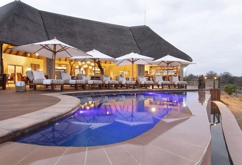 בית מלון כפרי Thabamati Luxury Tented Camp