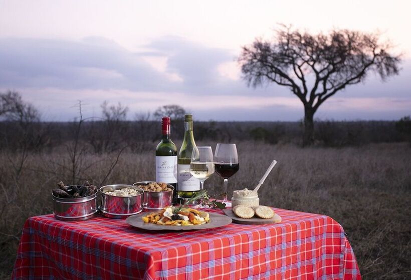 בית מלון כפרי Thabamati Luxury Tented Camp