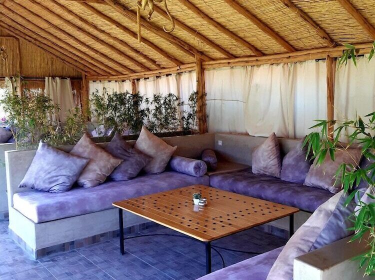 هتل The Farm Lodges And Spa