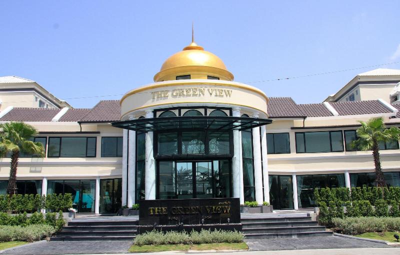 ホテル The Green View