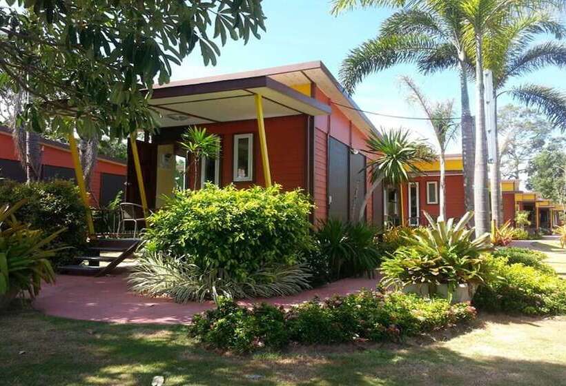 בית מלון כפרי The Toy Art Resort