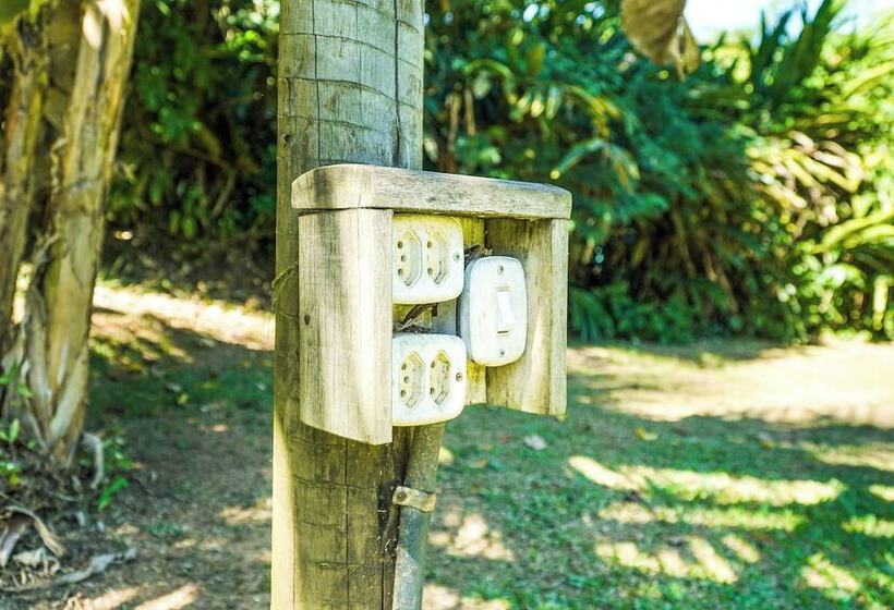 ホテル Velinn Camping Ilhabela