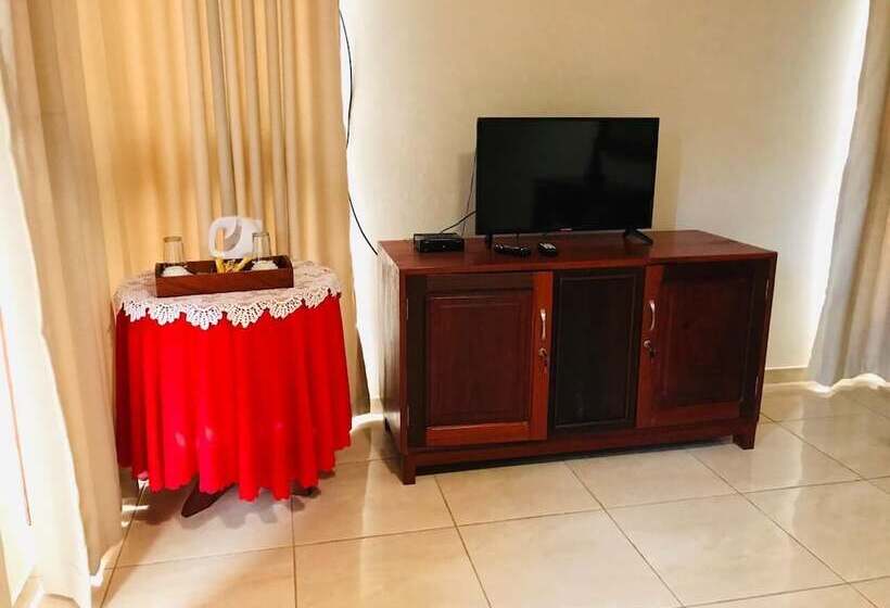 Отель Vila Teresa Lodge