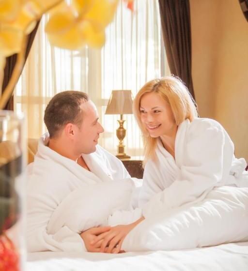 酒店 Vyshegrad Castle