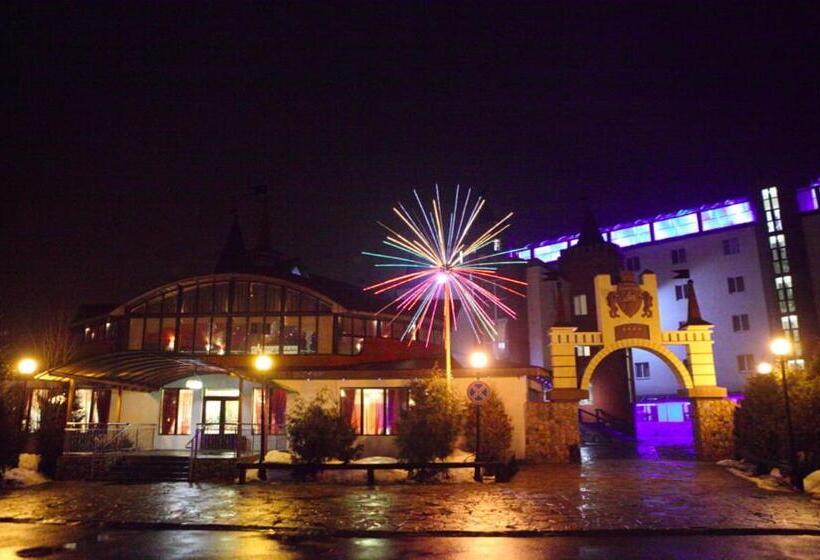 酒店 Vyshegrad Castle