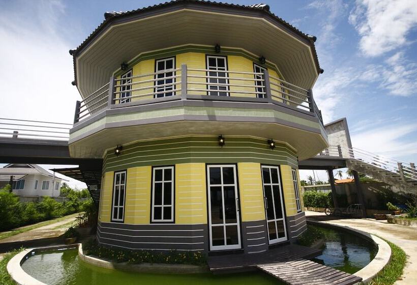 فندق Wangthong Beach Resort