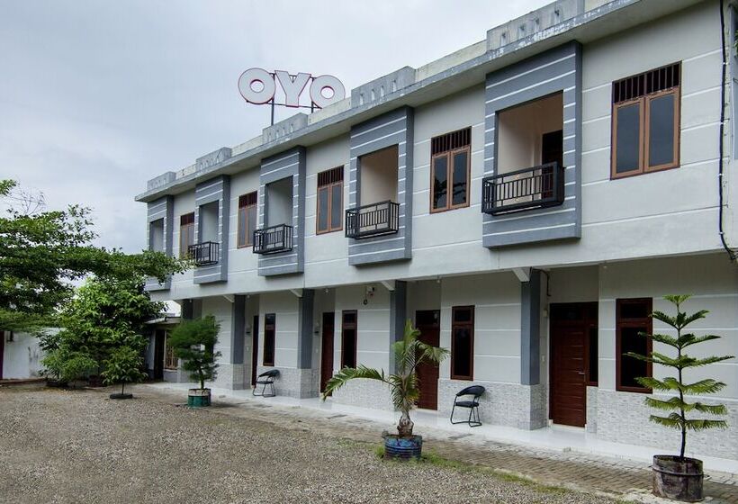 בית מלון כפרי Wisma Syariah By Oyo Rooms