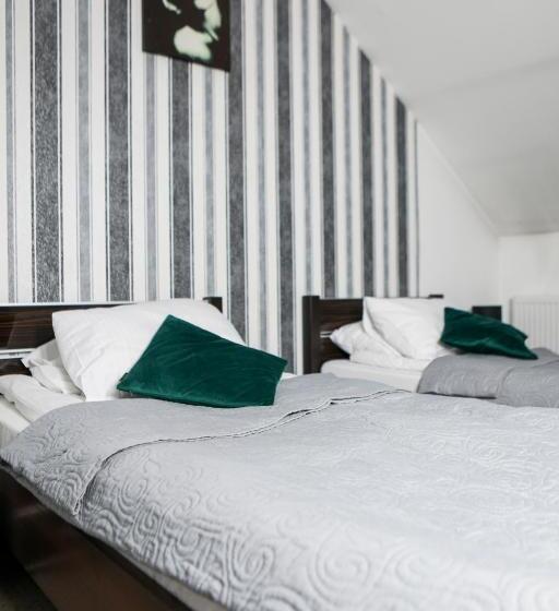 בית מלון כפרי Złotogórski