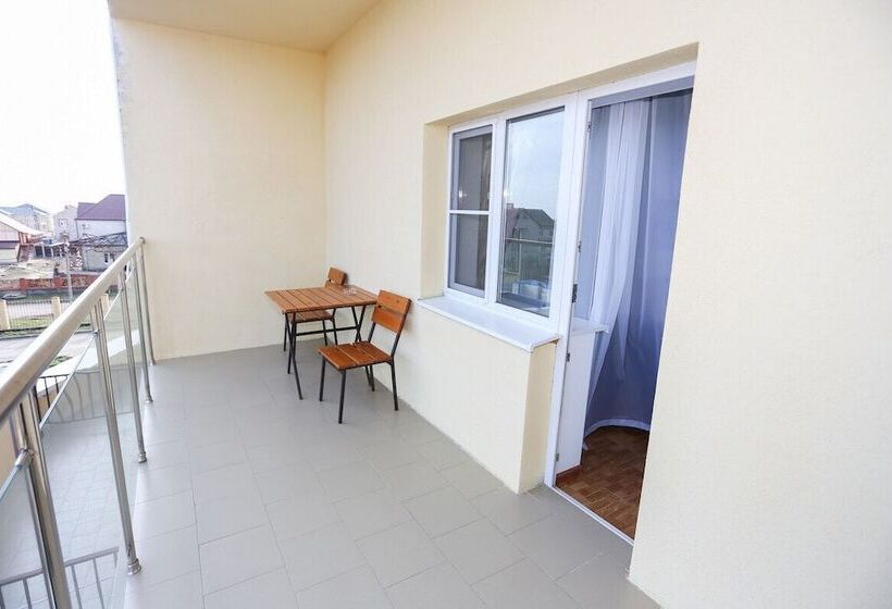 酒店 Zvezda Tamani