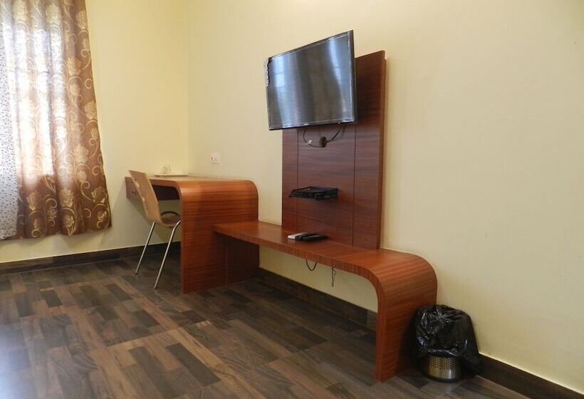 Park Hotel And Resort