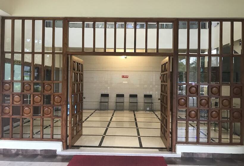 Park Hotel And Resort